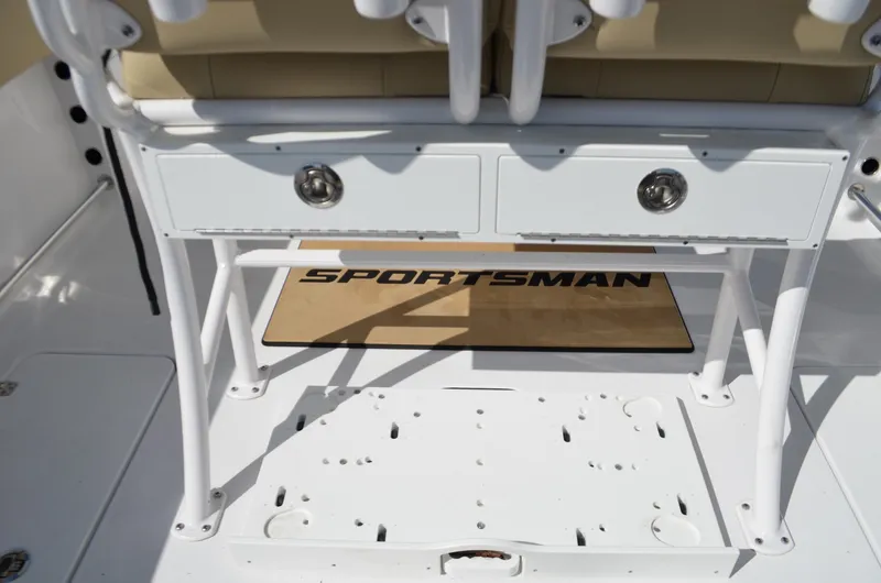 Slide: The Image of Sportsman 252 2026 - 15