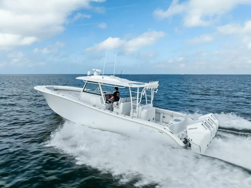 Slide: The Image of Yellowfin 42 Offshore 2024 - 22