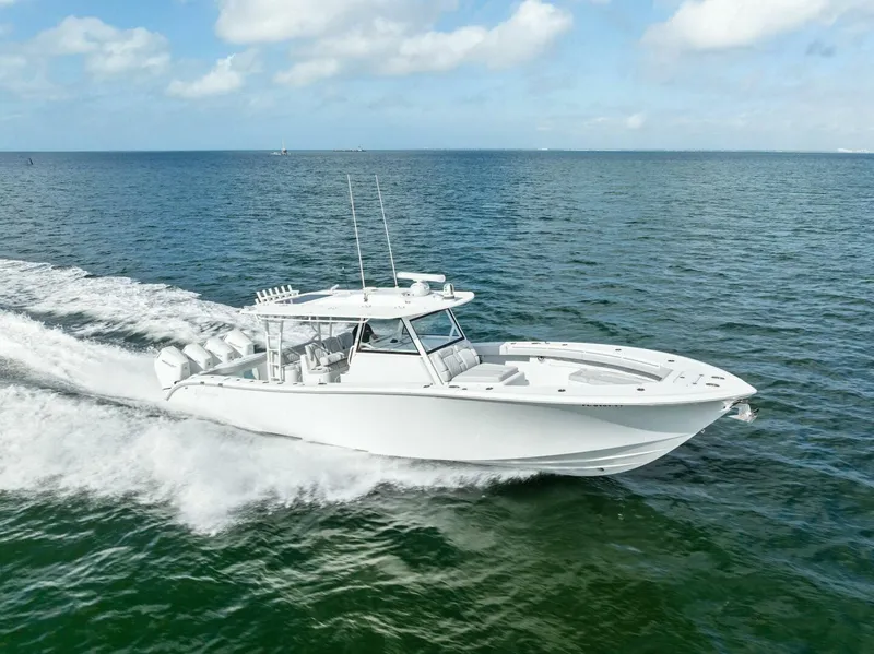 Slide: The Image of Yellowfin 42 Offshore 2024 - 30