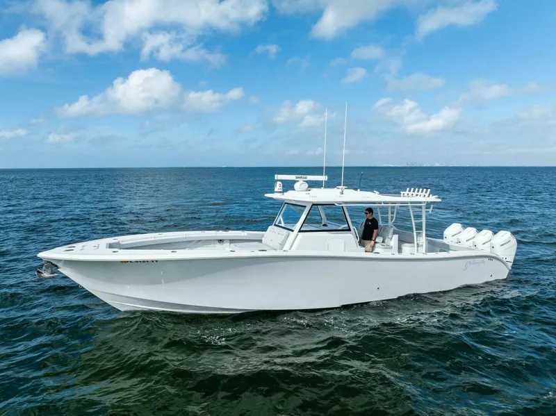 Slide: The Image of Yellowfin 42 Offshore 2024 - 39