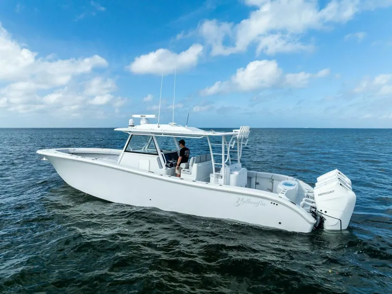 Slide: The Image of Yellowfin 42 Offshore 2024 - 41