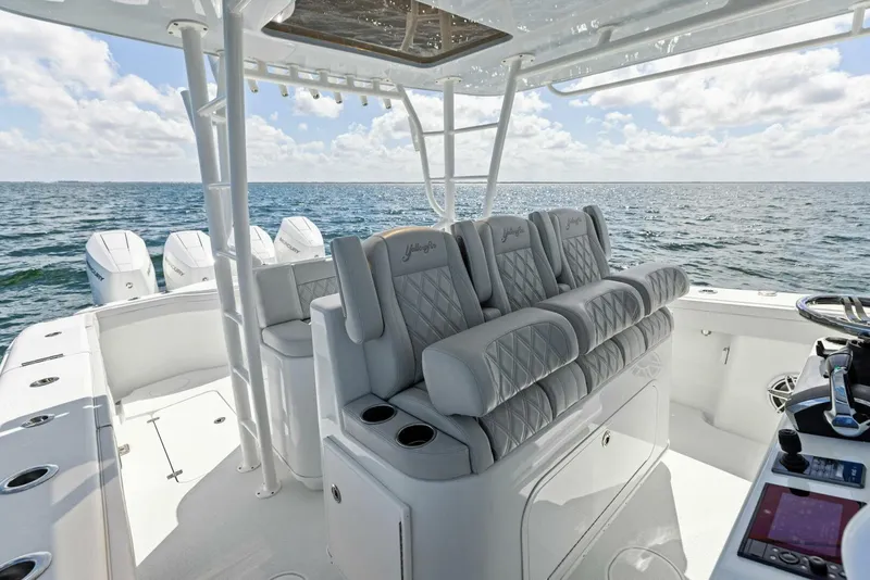 Slide: The Image of Yellowfin 42 Offshore 2024 - 9