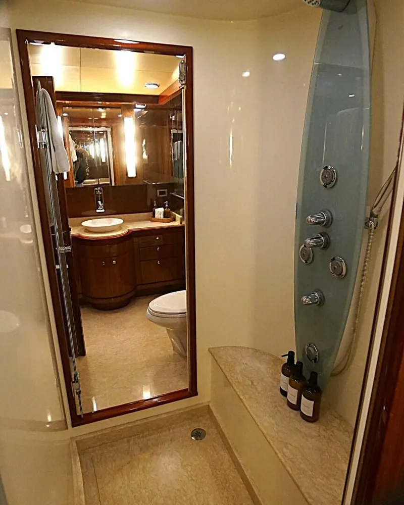 Slide: The Image of Ocean Alexander 100 Skylounge Megayacht 2008 - 12