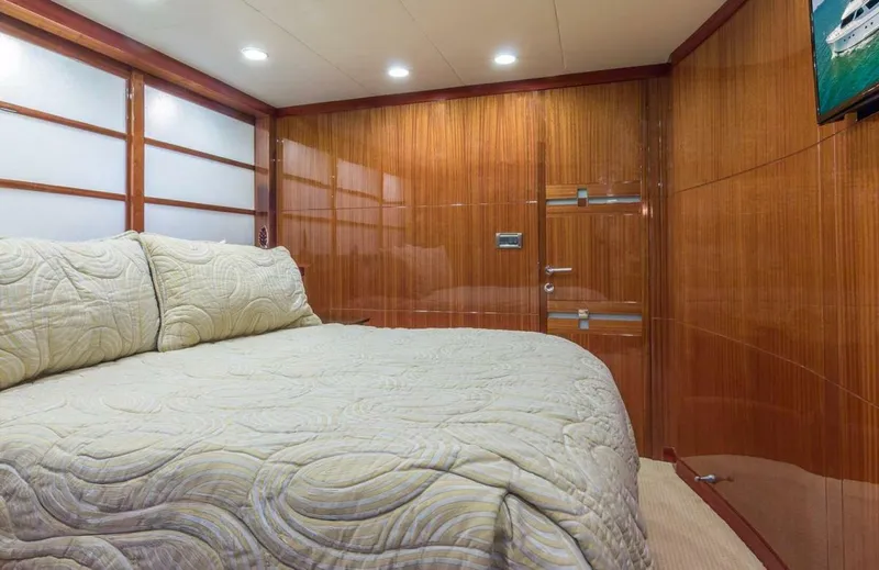 Slide: The Image of Ocean Alexander 100 Skylounge Megayacht 2008 - 15