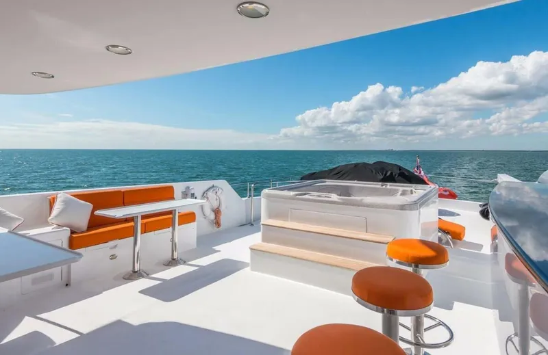 Slide: The Image of Ocean Alexander 100 Skylounge Megayacht 2008 - 25
