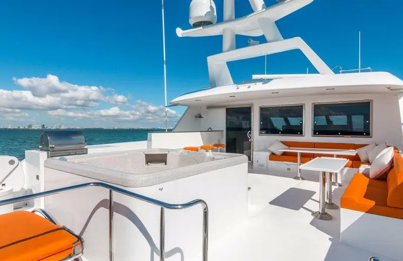 Slide: The Image of Ocean Alexander 100 Skylounge Megayacht 2008 - 27