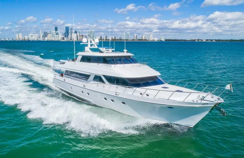 Slide: The Image of Ocean Alexander 100 Skylounge Megayacht 2008 - 35
