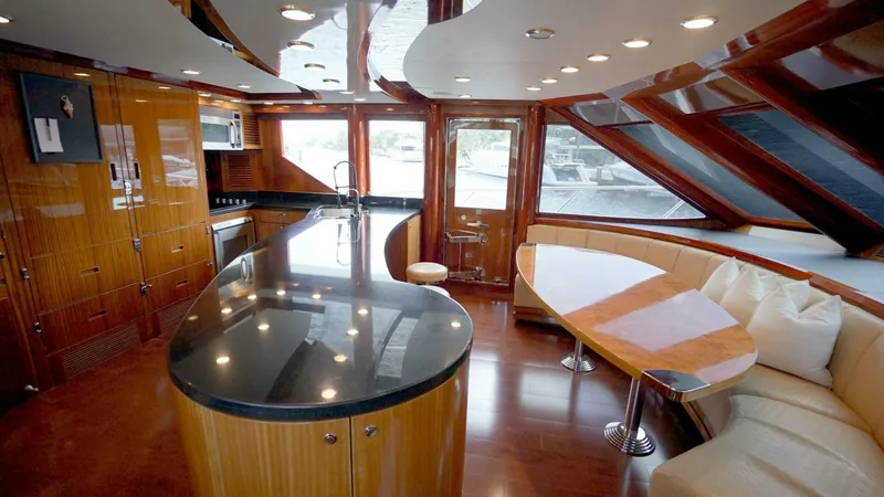 Slide: The Image of Ocean Alexander 100 Skylounge Megayacht 2008 - 8