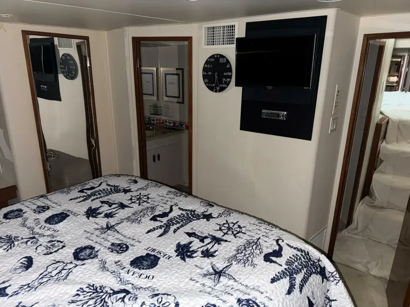 Slide: The Image of Viking Motor Yacht 1998 - 21