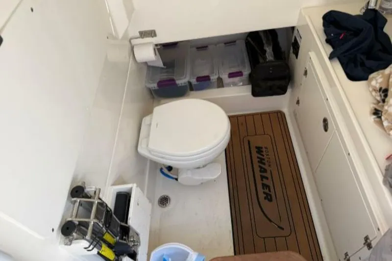 Slide: The Image of Boston Whaler 2018 - 8