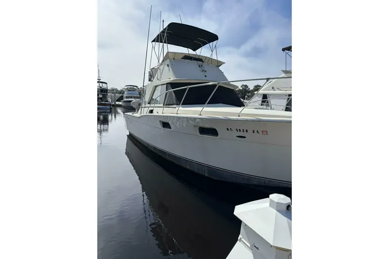 The Image of Chris-Craft 35 Commander 1969 - 0