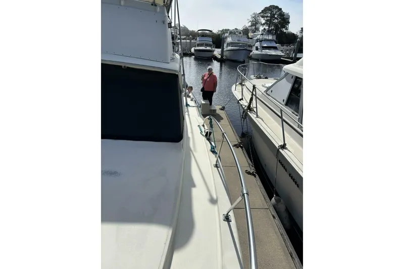 Slide: The Image of Chris-Craft 35 Commander 1969 - 4