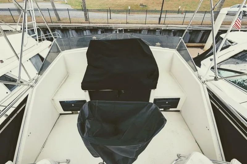 Slide: The Image of Chris-Craft 35 Commander 1969 - 7