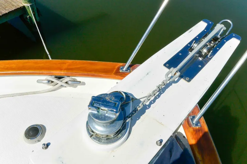 Slide: The Image of Ocean Alexander Mark II Pilothouse 1986 - 10