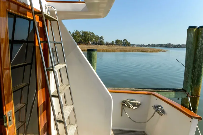 Slide: The Image of Ocean Alexander Mark II Pilothouse 1986 - 14