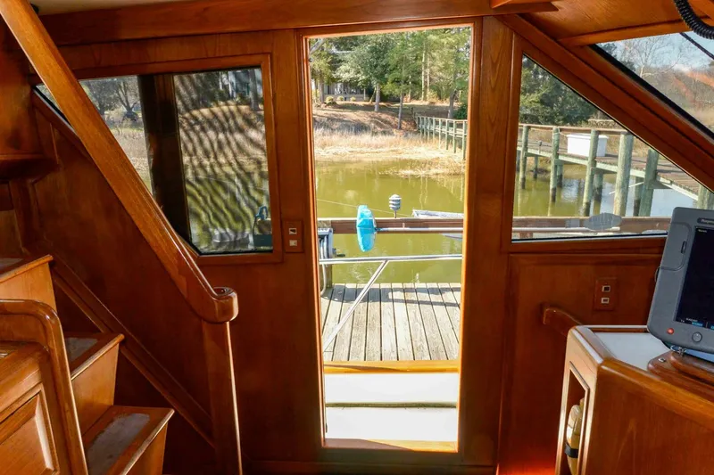 Slide: The Image of Ocean Alexander Mark II Pilothouse 1986 - 30