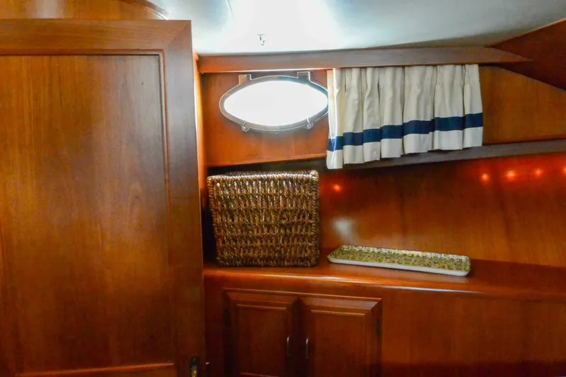 Slide: The Image of Ocean Alexander Mark II Pilothouse 1986 - 51