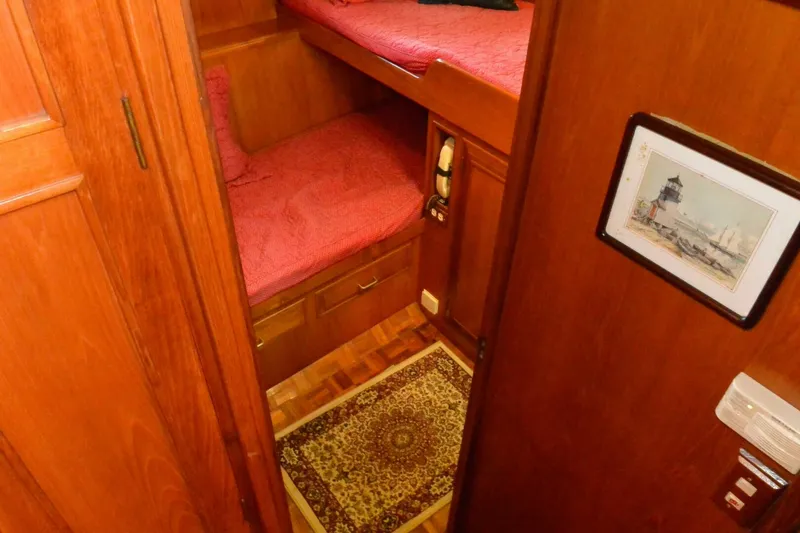 Slide: The Image of Ocean Alexander Mark II Pilothouse 1986 - 56