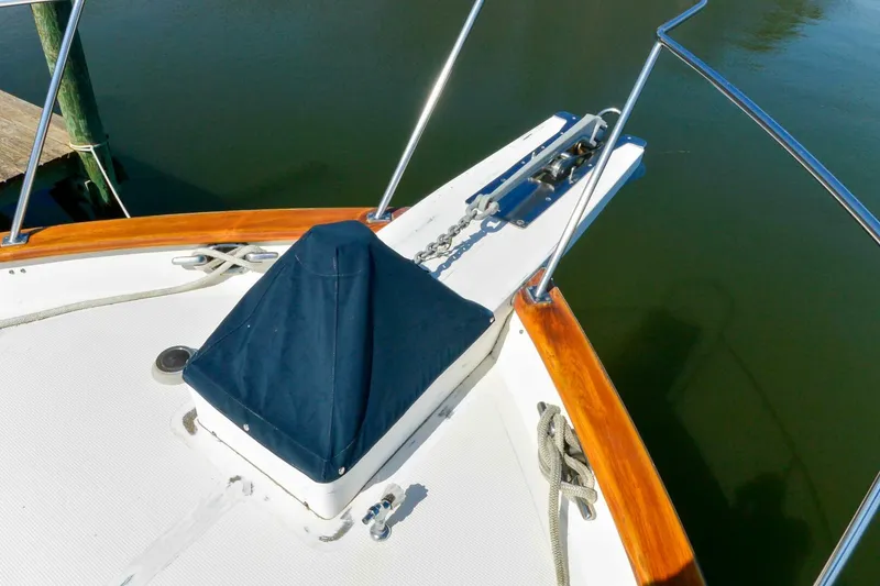 Slide: The Image of Ocean Alexander Mark II Pilothouse 1986 - 9