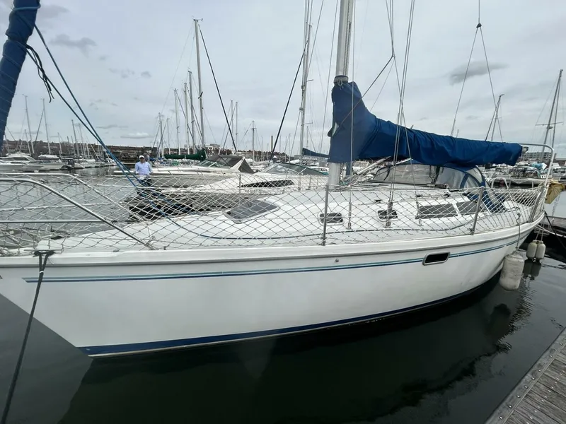The Image of Catalina 320 1995 - 0