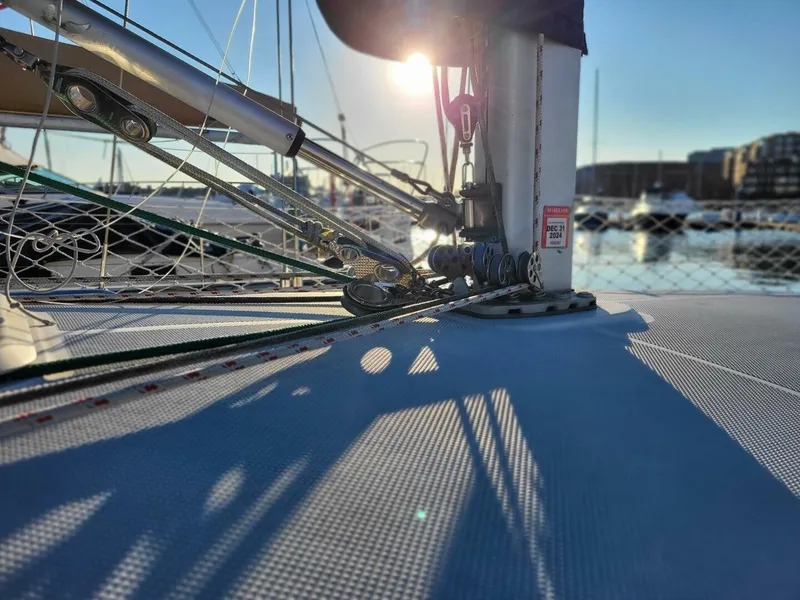 Slide: The Image of Catalina 320 1995 - 44