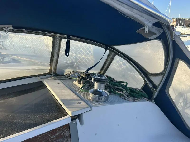 Slide: The Image of Catalina 320 1995 - 46