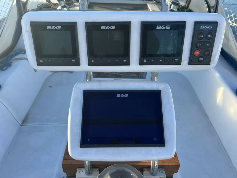 Slide: The Image of Catalina 320 1995 - 52