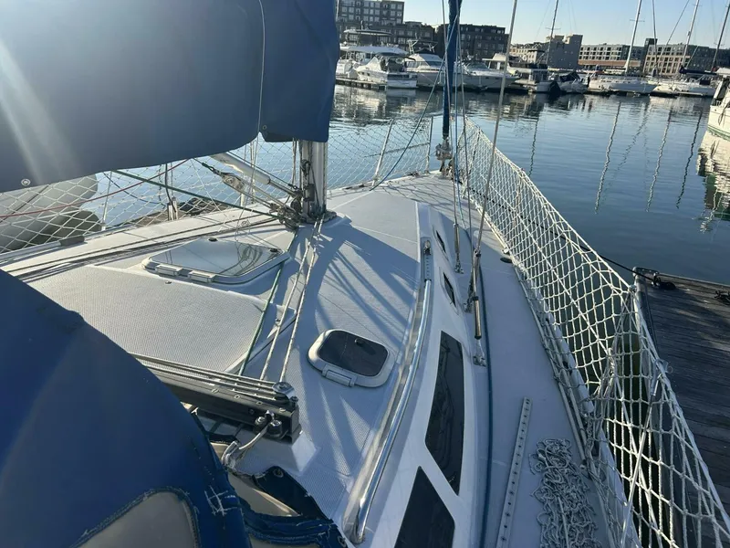 Slide: The Image of Catalina 320 1995 - 57