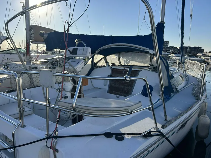 Slide: The Image of Catalina 320 1995 - 58