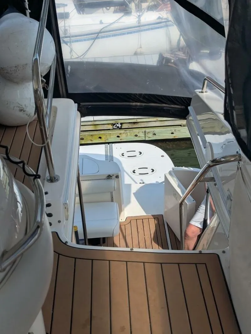 Slide: The Image of Sea Ray 1998 - 24