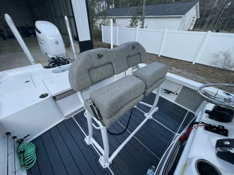 Slide: The Image of Sea Pro 248 DLX 2023 - 10