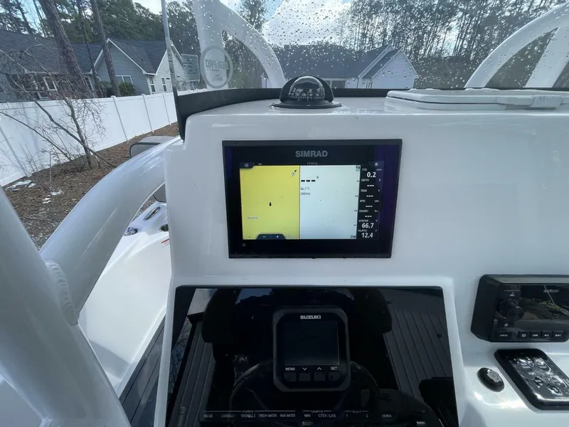 Slide: The Image of Sea Pro 248 DLX 2023 - 15