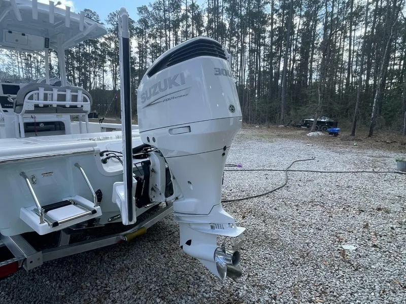 Slide: The Image of Sea Pro 248 DLX 2023 - 5