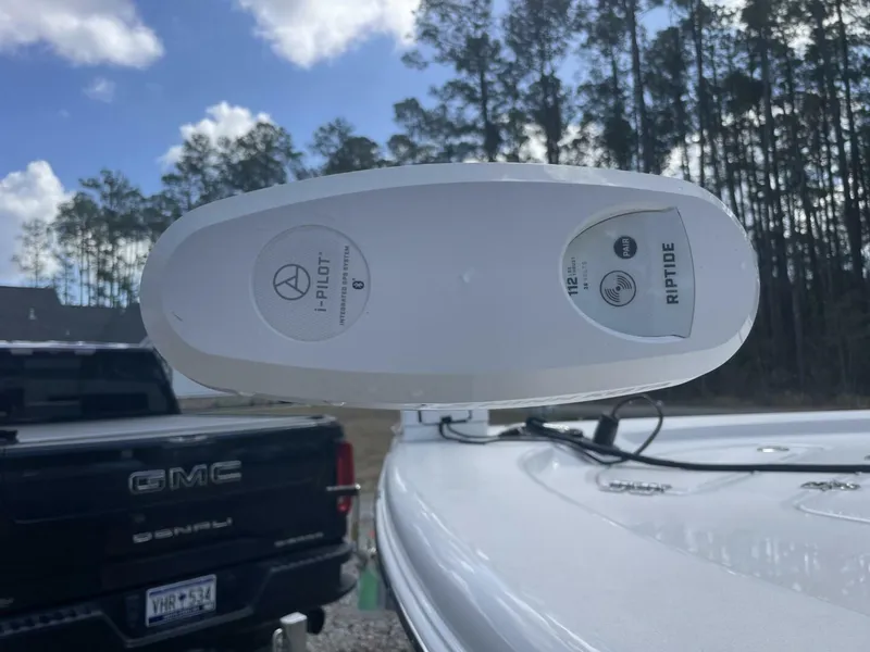 Slide: The Image of Sea Pro 248 DLX 2023 - 7