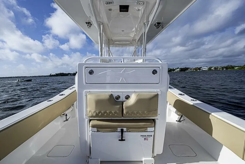 Slide: The Image of Invincible 33 Open Fisherman 2023 - 18
