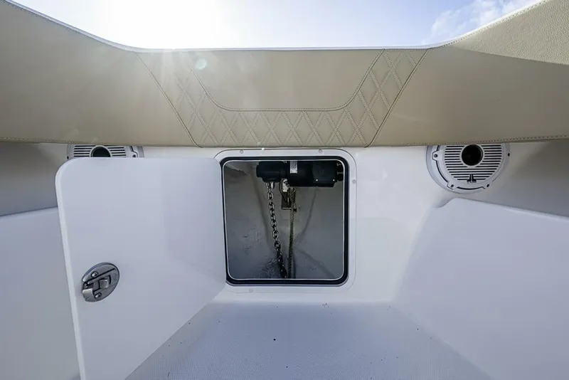 Slide: The Image of Invincible 33 Open Fisherman 2023 - 5