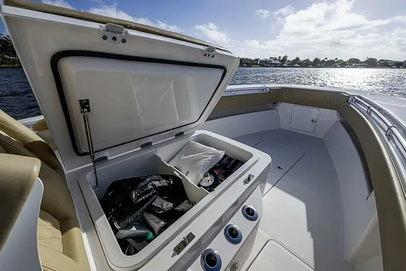 Slide: The Image of Invincible 33 Open Fisherman 2023 - 6