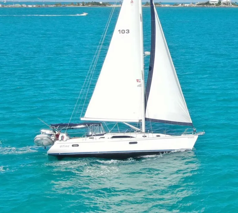 The Image of Catalina 445 2015 - 0