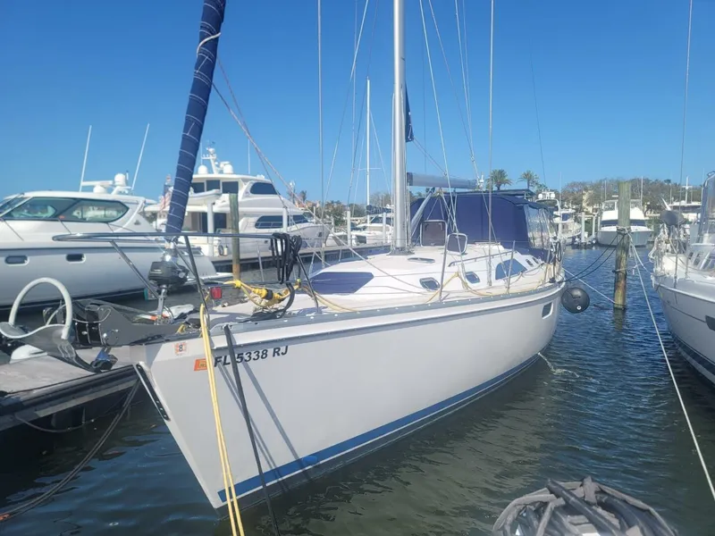 Slide: The Image of Catalina 445 2015 - 3
