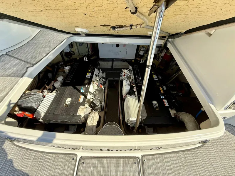 Slide: The Image of Formula 37 Performance Cruiser 2008 - 22