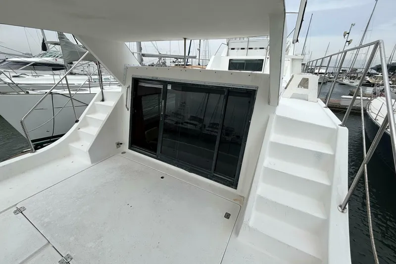 Slide: The Image of Harbor Master 52 Coastal Cruiser 1994 - 10