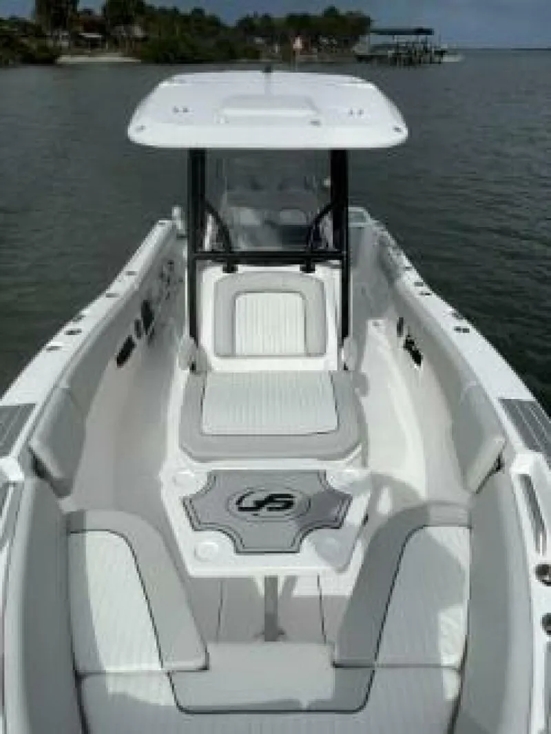 Slide: The Image of Sea Fox 268 Commander 2023 - 12