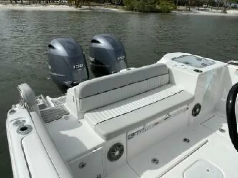 Slide: The Image of Sea Fox 268 Commander 2023 - 6