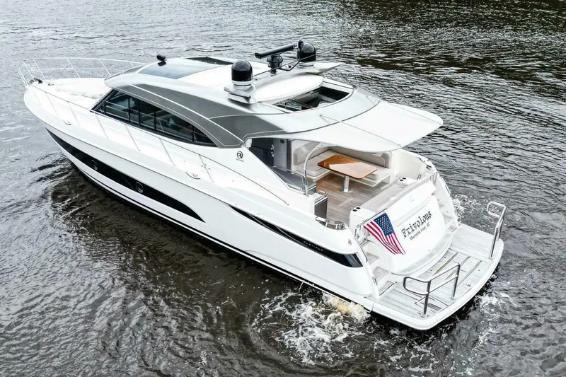 Slide: The Image of Riviera 5400 Sport Yacht Platinum Edition 2021 - 3