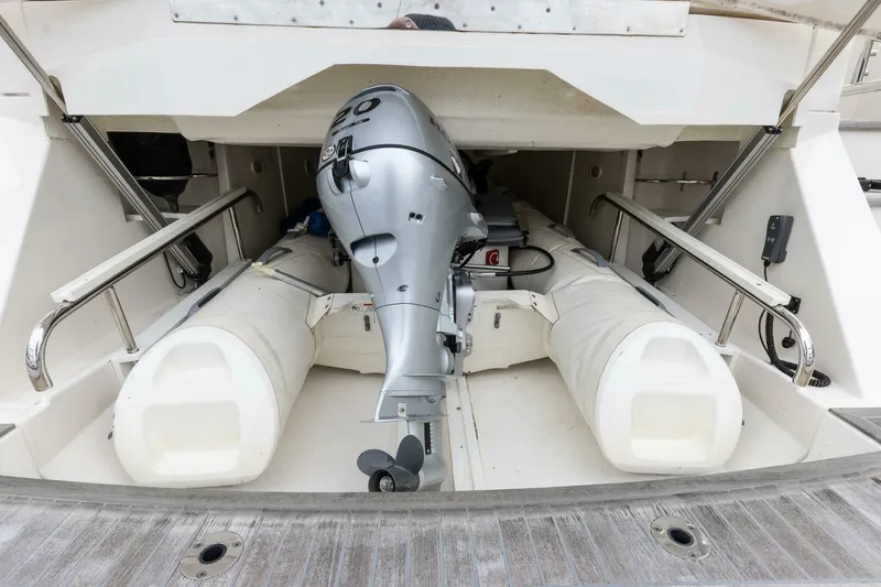 Slide: The Image of Riviera 5400 Sport Yacht Platinum Edition 2021 - 87