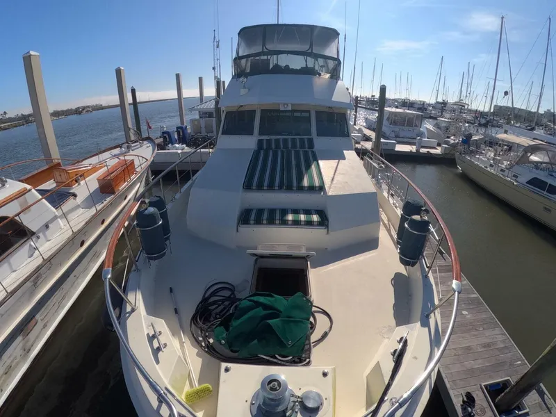 Slide: The Image of Hatteras 54MY 1987 - 51