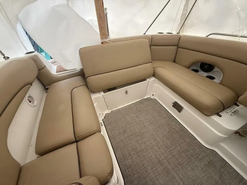 Slide: The Image of NauticStar 243 DC 2019 - 15