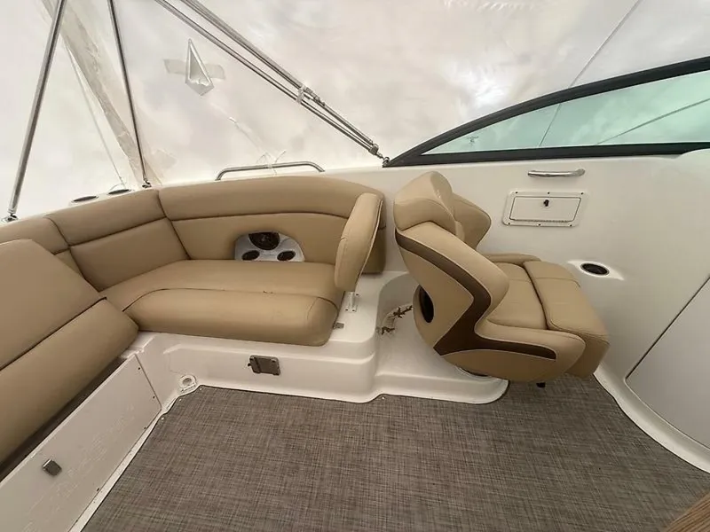 Slide: The Image of NauticStar 243 DC 2019 - 16