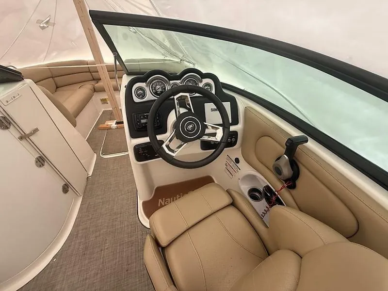 Slide: The Image of NauticStar 243 DC 2019 - 18