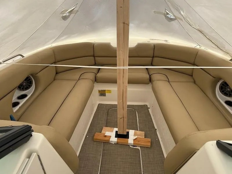 Slide: The Image of NauticStar 243 DC 2019 - 3